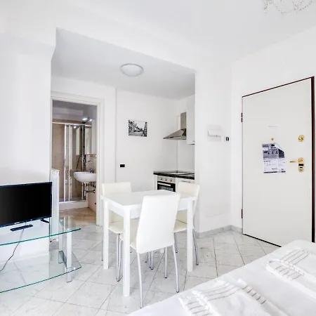 Classy In Near Seabeach Sanremo